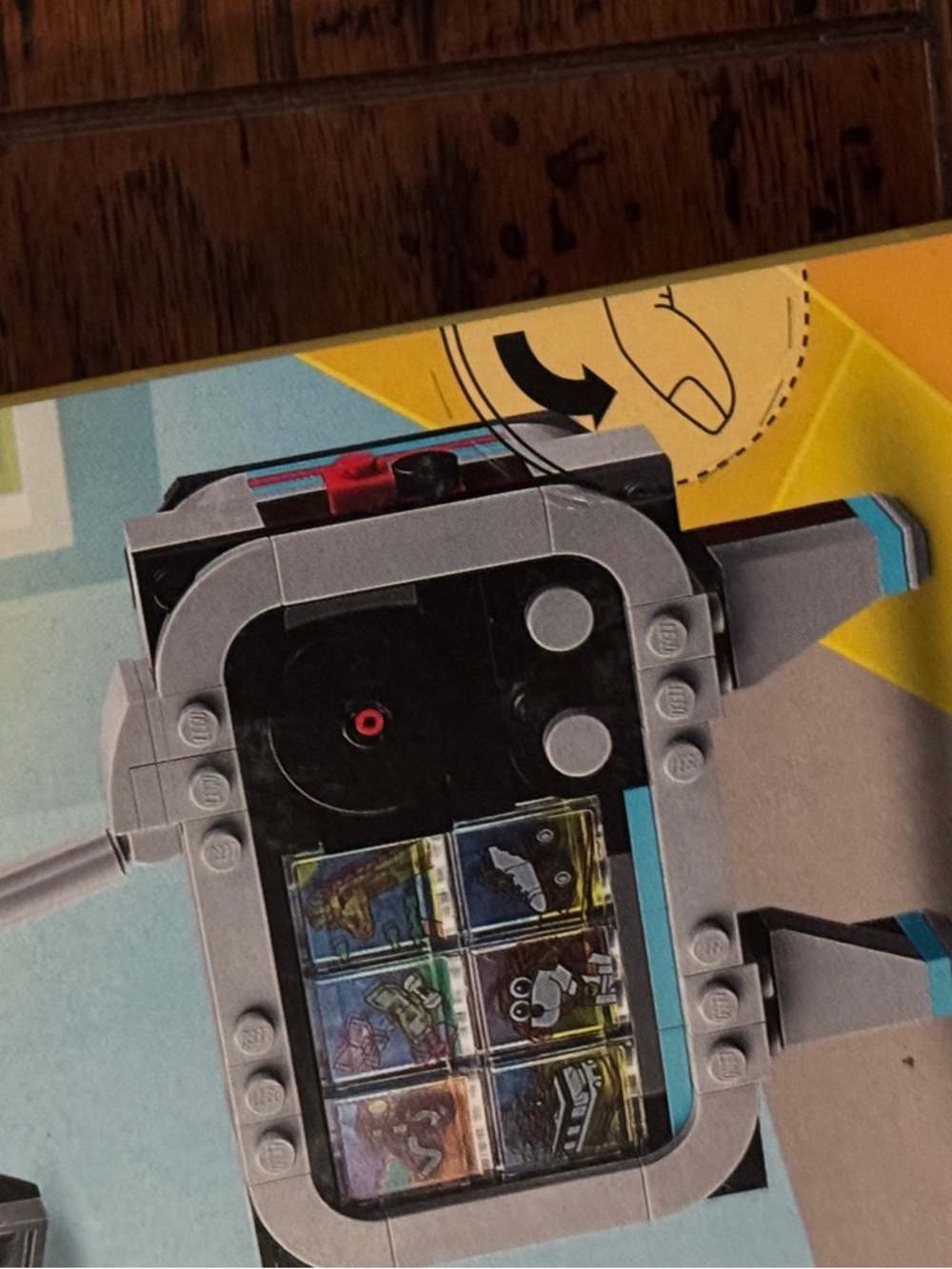 Lego Creator Retro Camera Model in Black, Gray and Blue - NEW IN BOX - Picture 3 of 3
